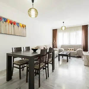Alaska 800 M De La Playa Parking Privado Apartamento Málaga